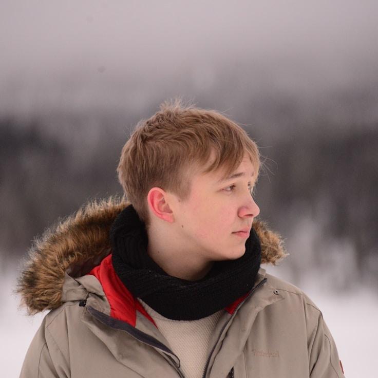 Portrait of Leena Kapoor meditation instructor